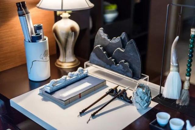 139㎡现代中式,电视墙的屏风柜,很特别!