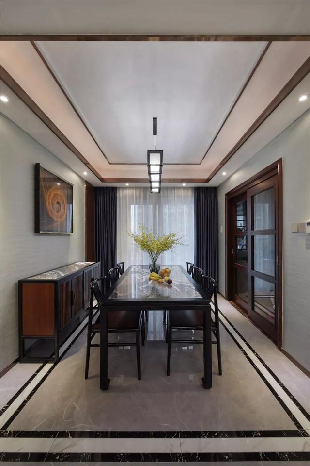 150㎡新中式，线条丰富对称美，端庄成熟新中式